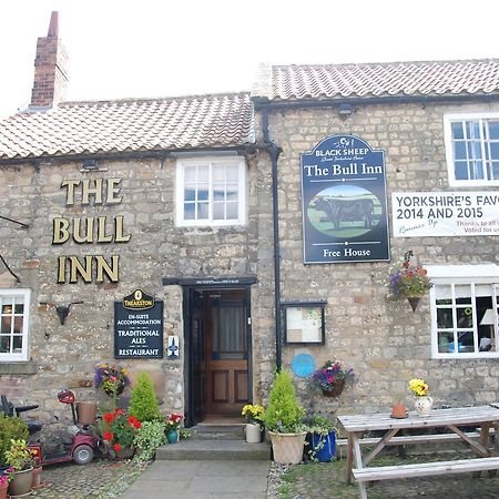 The Bull Inn West Tanfield Рипън Екстериор снимка