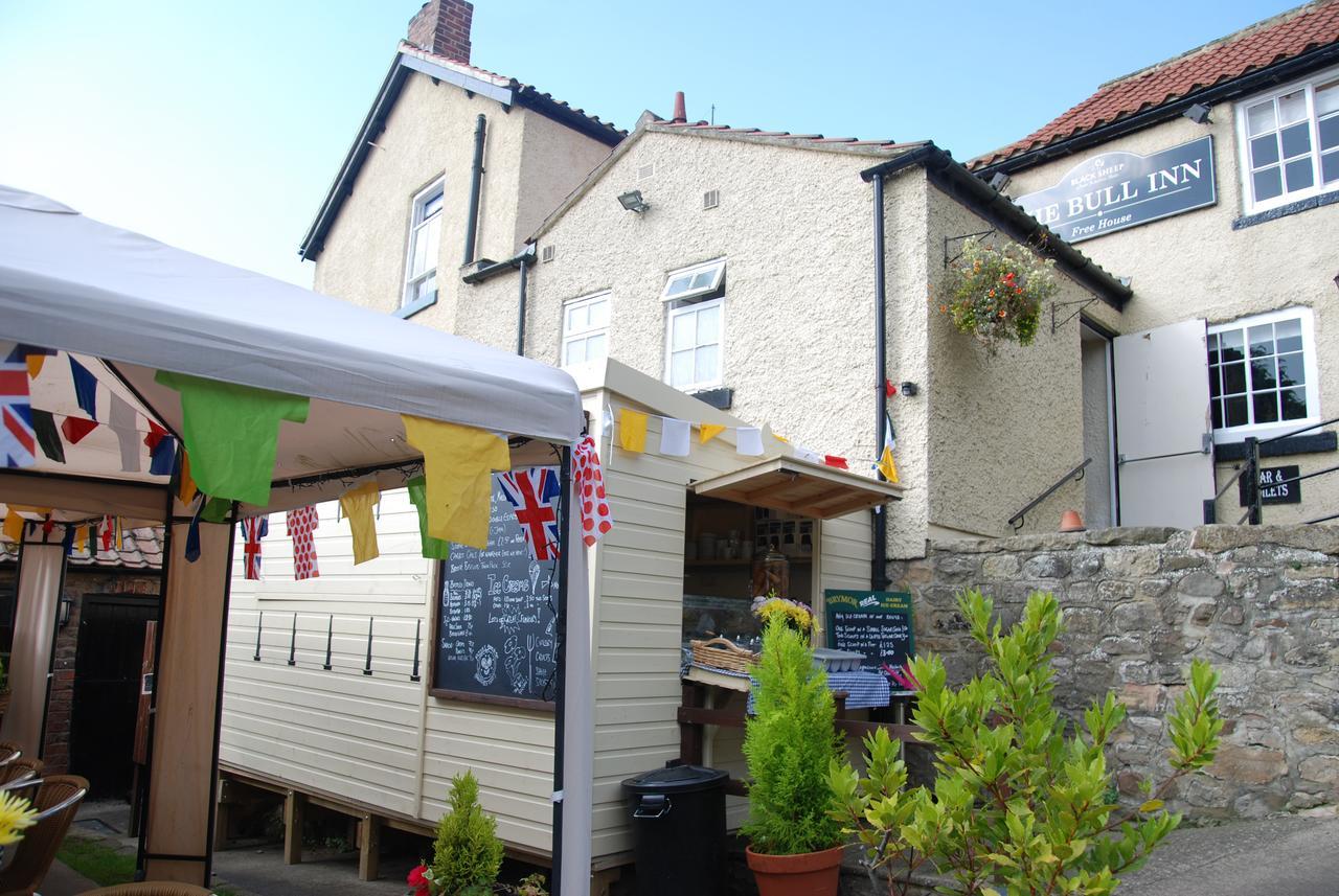 The Bull Inn West Tanfield Рипън Екстериор снимка